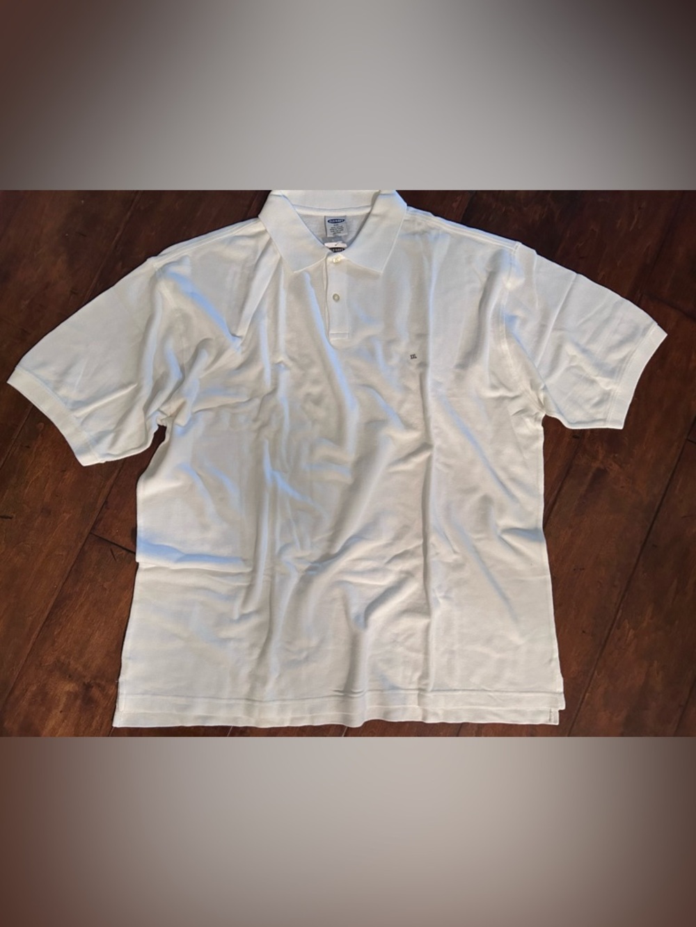 Classic white polo. XXL - Old Navy. New with Tags!